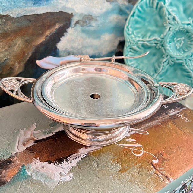 Antique Victorian Quadruple Silverplate Butter Cooler With Cow Finial and Butter Knife by Meriden Brittania Co. For Sale - Image 9 of 17