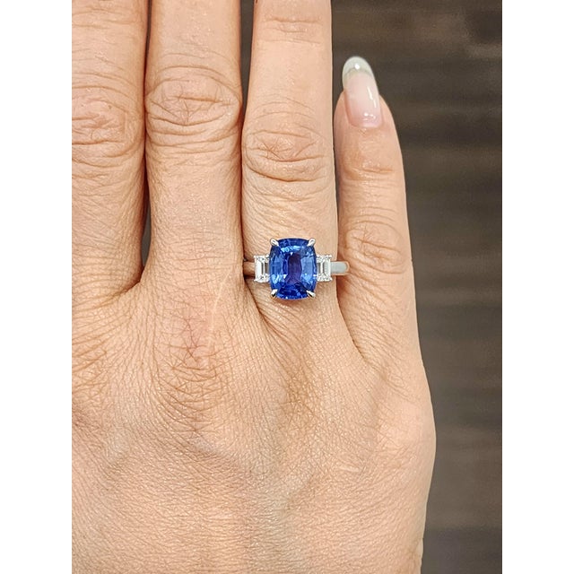4.36 Ct GRS Certified Sapphire & Diamond Ring, Size 6.5 For Sale - Image 4 of 10