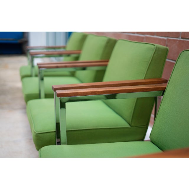 1970s 1970's Steelcase Executive Office Chairs (Set of 5) For Sale - Image 5 of 15