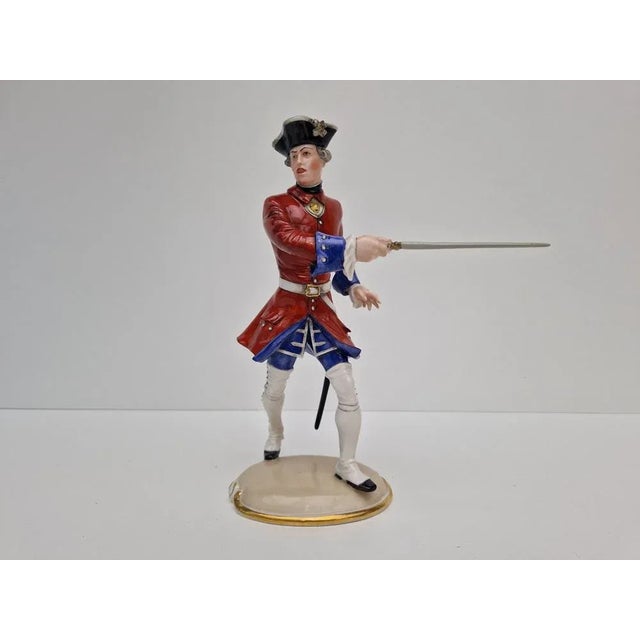 Jennes Regiment Officer Figurine by Hanns Goebl for Nymphenburg, 1940s For Sale - Image 11 of 11