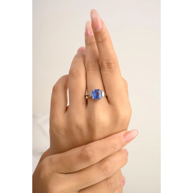 VR Jewels 3.08Ctw Square Blue Sapphire & Baguette Diamond Statement Ring Size 7 For Sale - Image 4 of 12
