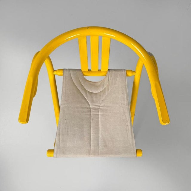 1980s Italian Postmodern Folding Tub Chair in Yellow Wood and Beige Fabric, 1980s For Sale - Image 5 of 18