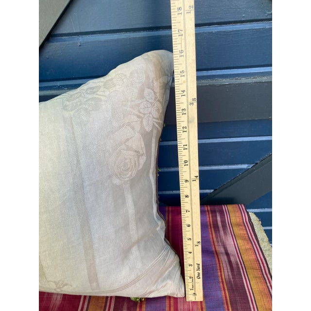 Antique French Verdure Print Pillow For Sale In Philadelphia - Image 6 of 7