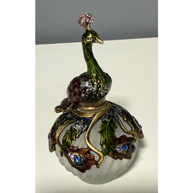 Fitz and Floyd 2006 Fitz and Floyd Guild Jeweled Peacock Perfume Bottle Frosted Glass For Sale - Image 4 of 12