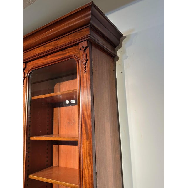 Large Victorian Bookcase in Mahogany For Sale - Image 5 of 18