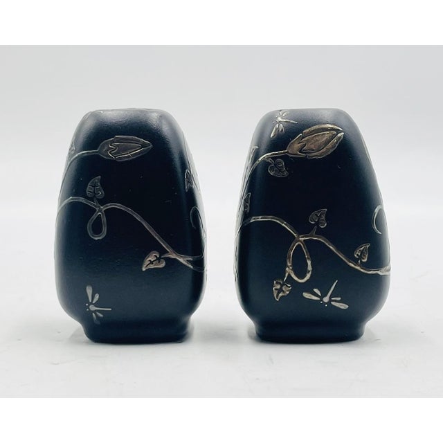 Metal Emilia Castillo Pure Silver & Porcelain Salt & Pepper Shakers, Taxco, 1998 For Sale - Image 7 of 10