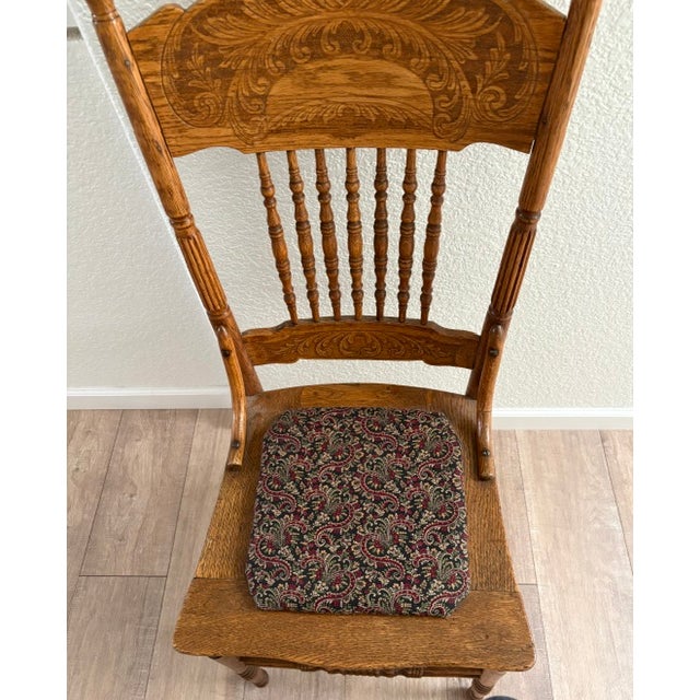 Vintage Americana Oakwood, Spindle Back Dining or Accent Chair For Sale - Image 9 of 10