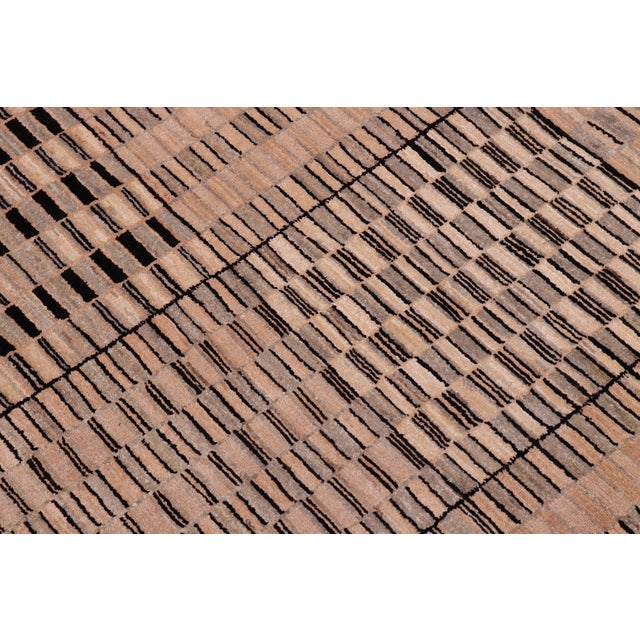 Shabby Chic Gabbeh Beige/Green Wool Rug - 6'0'' X 8'8'' For Sale - Image 4 of 10
