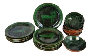 Glazed Earthenware Lion Motif Serveware, 18 Pcs.