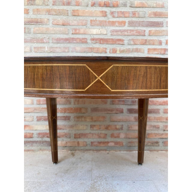 Early 20th Century Circular Side Table in Wood with Lemongrass Marquetry Fillets For Sale - Image 9 of 18