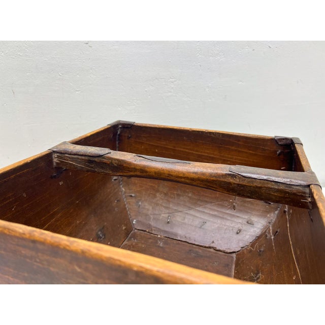 Brown Antique Primitive Chinese Rice Basket in Wood and Iron, 1900s For Sale - Image 8 of 12