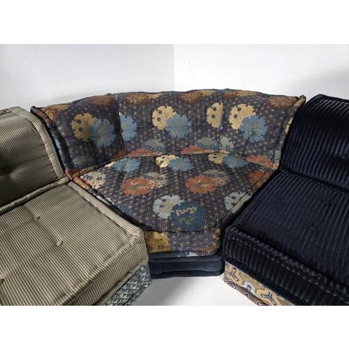 Mah Jong Modular Sofa in Kenzo Takada Fabric from Roche Bobois, Set of 17 For Sale - Image 6 of 11