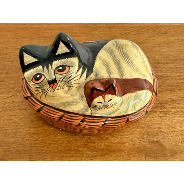 Rustic European Vintage Papier-Mâché Cat Basket Trinket Box For Sale - Image 3 of 9