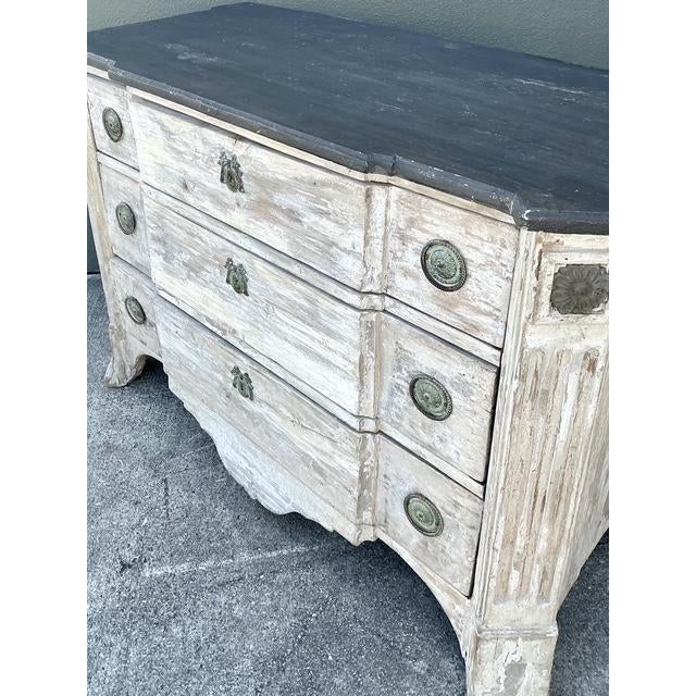 Wood Vintage Patinated Gustavian Serpentine Chest of Drawers For Sale - Image 7 of 14