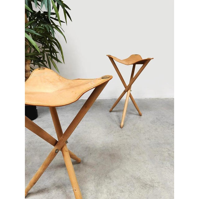 Vintage Folding Hunting Stools in Leather, 1970s For Sale - Image 4 of 7