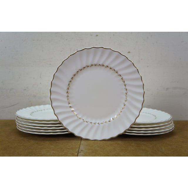 Royal Doulton Mid 20th Century English Royal Doulton Adrian H4816 Bread Salad Dinner Service Plates - 36pcs For Sale - Image 4 of 11