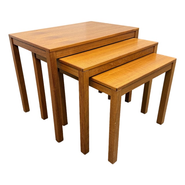 Bent Silberg Mobler Teak Nest Tables, Mid 20th Century, Set of Three For Sale