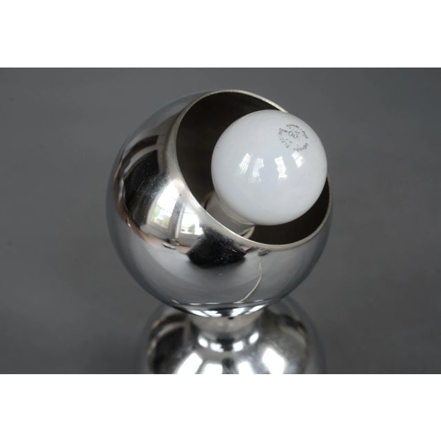 Mid Century Space Age Chrome Double-Orb Eyeball Table Lamp For Sale In San Francisco - Image 6 of 13