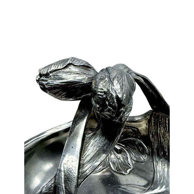 Early 20th Century Antique Art Nouveau Pewter Tulip Basket Floral Embossed Design Decorative Handle For Sale - Image 5 of 8
