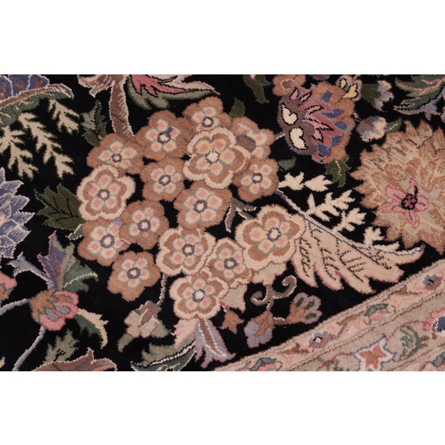 1990s Art Nouveau Floral 1990's Pak-Persian Black/Gray Wool Round Rug- 9'0'' X 9'2'' For Sale - Image 5 of 10