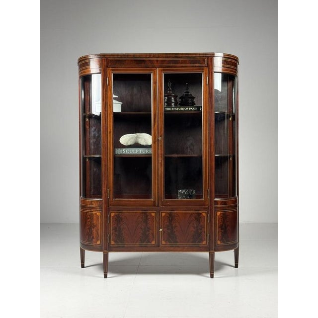 American Mahogany Display Case, 1920-1940 For Sale - Image 4 of 18