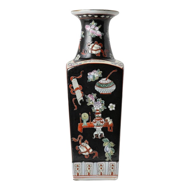Hand-Painted Antique Chinese Vase For Sale