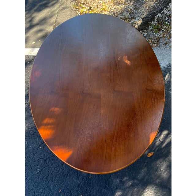 Eero Saarinen Oval Tulip Dining Table | in the Style of Eero Saarinen for Herman Miller For Sale - Image 4 of 12