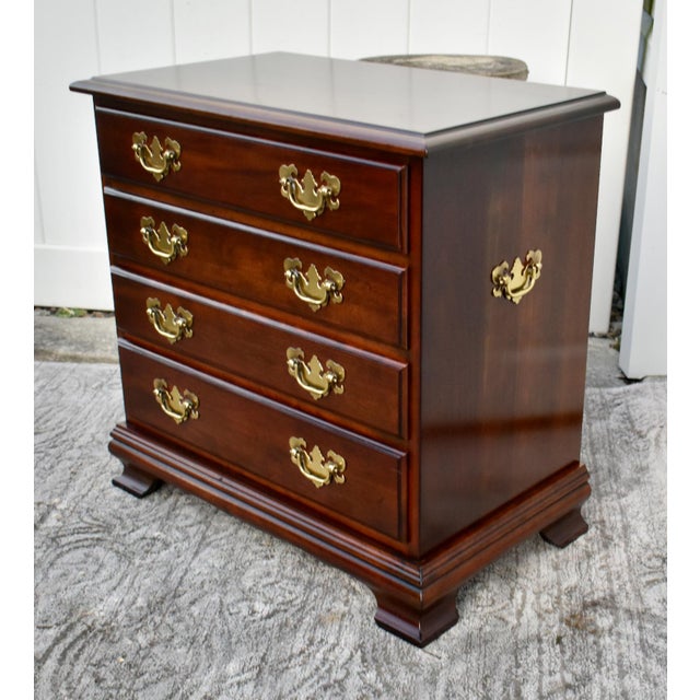 1980s Vintage Small Four Drawer Traditional Style Solid Cherry Bachelors Chest For Sale - Image 5 of 12