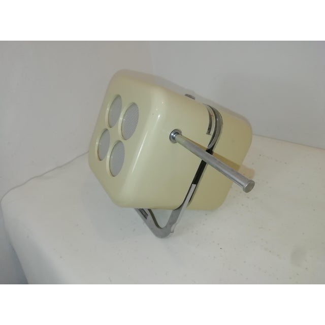 Mid-Century Modern Quadrifoglio Radio by Luigi Bandini Buti for Ultravox, 1968 For Sale - Image 3 of 13