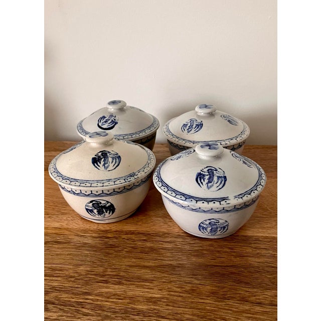 Boho Chic 1960s Chinese Lidded Rice Bowls in Blue & White-Set of 4 For Sale - Image 3 of 10