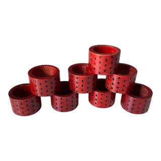 Vintage 1990s Ruby Red Wooden Napkin Rings With Burnt Diamond Pattern - Set of 8 For Sale