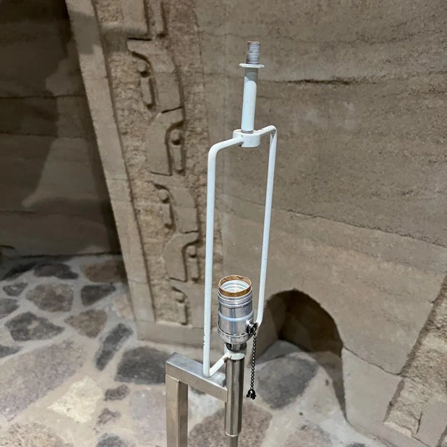 Mid-Century Modern 1970s Laurel Lamp Company Telescopic Floor Lamp Pair For Sale - Image 3 of 13