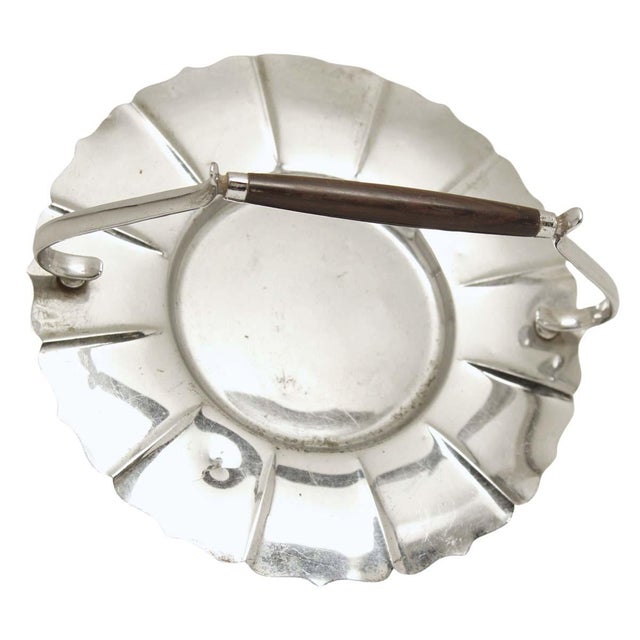 Late 20th Century Bruce Hunt Silver Metal Tray With Wooden Handle For Sale - Image 6 of 8