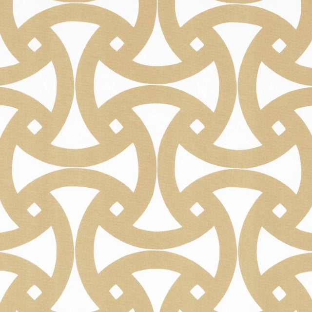 SAMPLE - Schumacher x Trina Turk Santorini Print Indoor/Outdoor Fabric In Desert For Sale