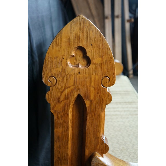 2 Antique Gothic Revival Quartersawn Oak Carved Church Pews Deacon Bench Pair For Sale - Image 14 of 18