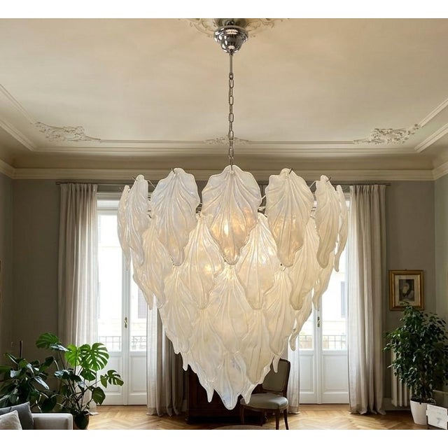 Vintage Opal Leaf Chandelier in Murano Glass, 1980 For Sale - Image 3 of 16