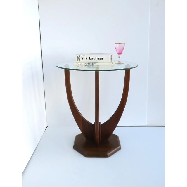 Mid-Century Modern Midcentury Modern Wood and Glass Side Table For Sale - Image 3 of 11