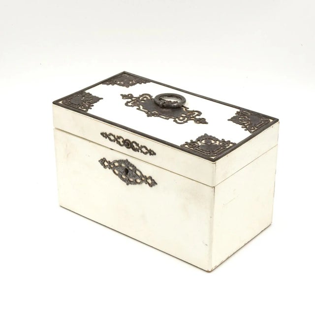 Late 19th Century English Victorian Painted Pine & Metalwork Tea Caddy For Sale In San Francisco - Image 6 of 12