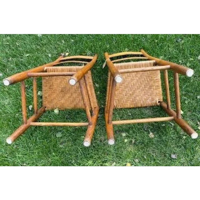 Wood Early 20th Century Pair of Oak Ladder Back Woven Seat Shaker Style Chairs For Sale - Image 7 of 8