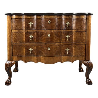 20th Century Louis XV Chest of Drawers in Walnut Burl Veneer For Sale