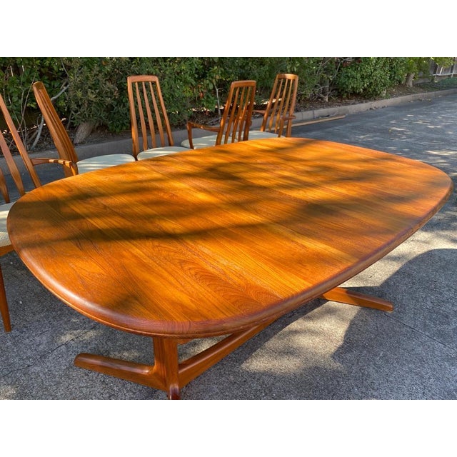 1970s 1970s Vintage Mid Century Danish Modern Teak Dining Set Table & Chairs - Set of 7 For Sale - Image 5 of 13