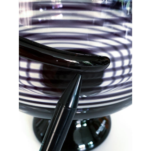 Glass Vintage Cleopatra Purple Glass Carafe Vase and Footed Bowl by Ulrica Hydman-Vallien for Kosta Boda, 1989, Set of 2 For Sale - Image 7 of 8