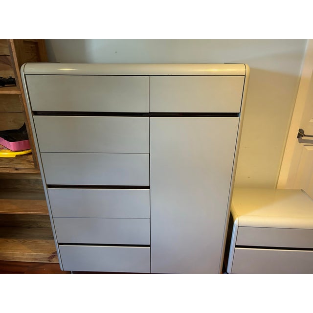 Modern Lane Dresser and Bedside Table - Set of 2 For Sale In Washington DC - Image 6 of 8