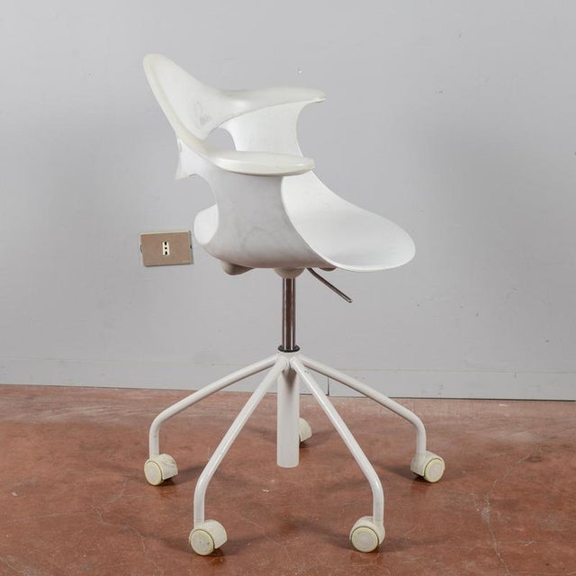 Plastic Leaf Model Chair by Ross Lovegrove for Driade For Sale - Image 6 of 9