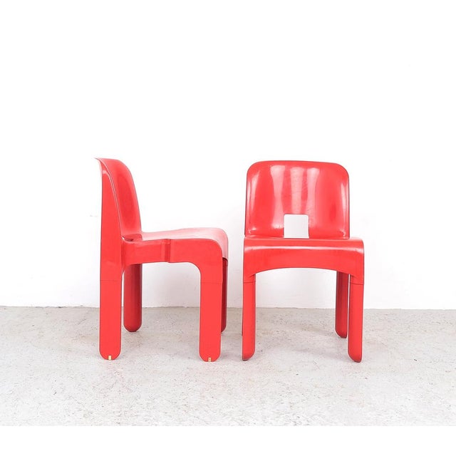 Vintage Universal Chairs in Red by Joe Colombo for Kartell, 1960s, Set of 2 For Sale - Image 3 of 15