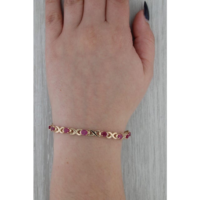 Metal 6.5ctw Ruby Tennis Bracelet 14k Yellow Gold X Infinity Link Chain 7.25" 5.1mm For Sale - Image 7 of 8