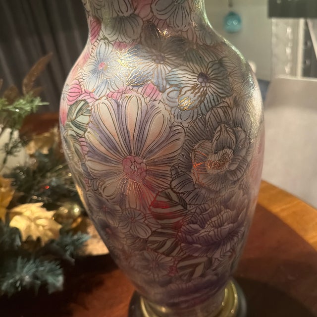 Cornflower Blue Vintage Frederick Cooper Floral Pink Purple Blue Ceramic Ginger Jar Table Lamp For Sale - Image 8 of 11