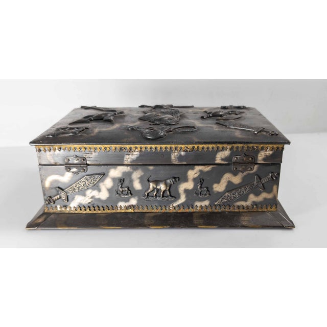 Metal 19th or 20th Century Silver Metal Jewelry Box With Dog and Arms Appliques For Sale - Image 7 of 14