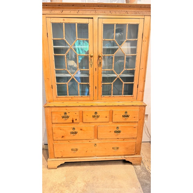19th Century English One Piece Pine Breakfront For Sale - Image 18 of 18