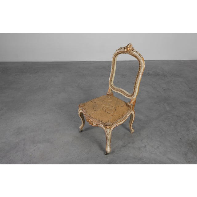 French Louis XV Chair in Carved Wood For Sale - Image 12 of 14